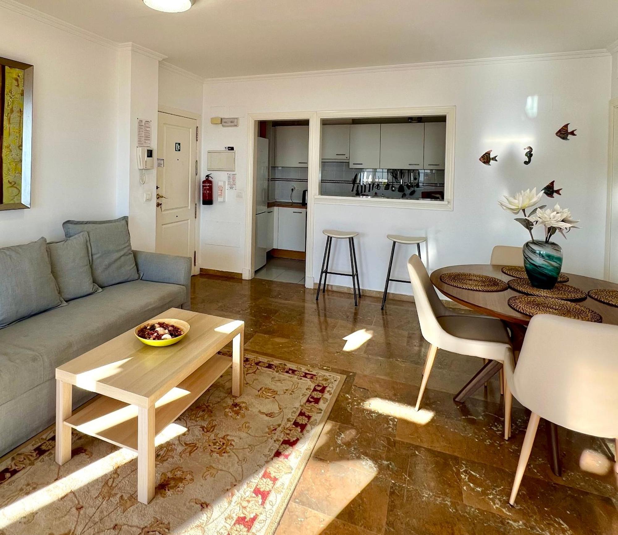 Beachfront Penthouse Apartment With Large Terrace And Breathtaking Sea Views Close To Marbella Spain Sitio de Calahonda Extérieur photo