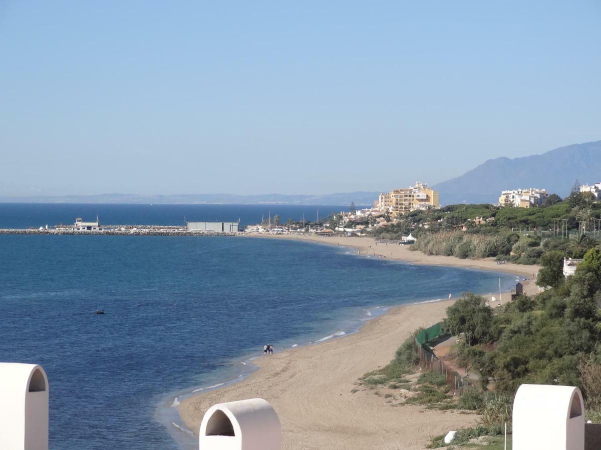 Beachfront Penthouse Apartment With Large Terrace And Breathtaking Sea Views Close To Marbella Spain Sitio de Calahonda Extérieur photo